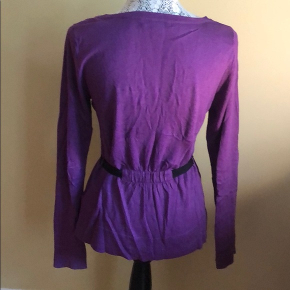 Kensie Cute retro sweater with button detail - Picture 3 of 5